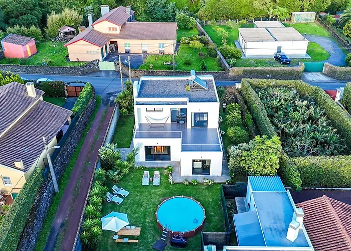 Cristy's Place Cabouco